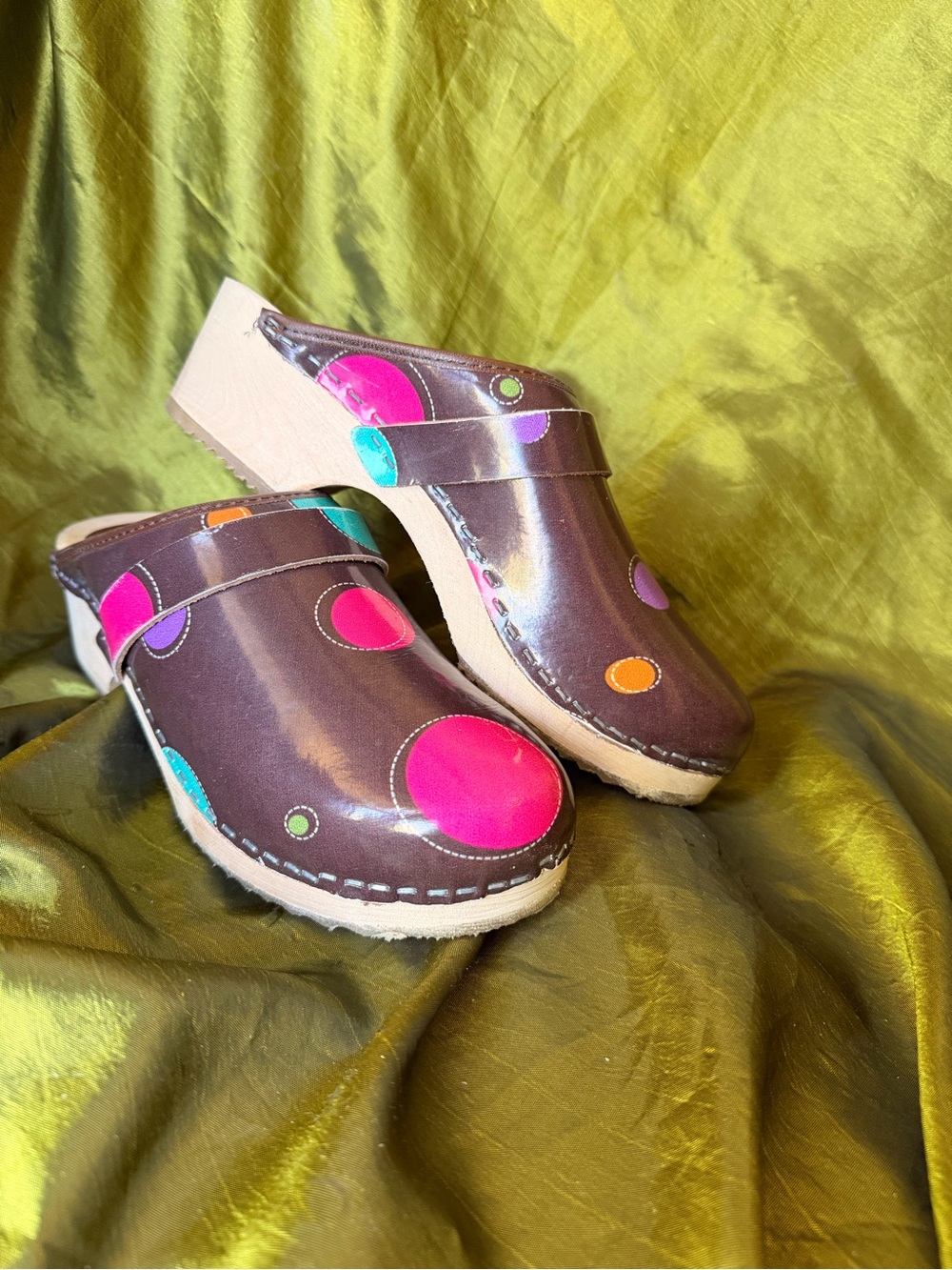 Colorful Polka Dot Clogs in Brown with Pink, Teal & Orange
